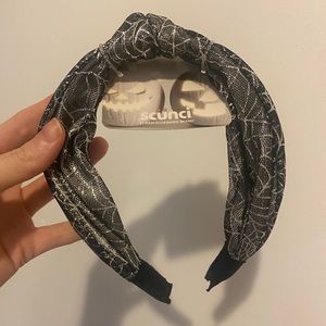 NWT Halloween Headband with cobwebs design
